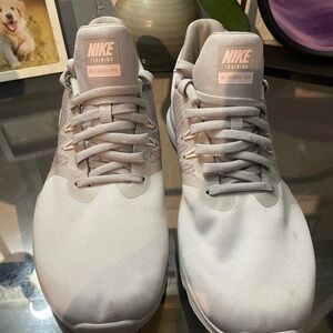 Nike In-Season TR 9 Light Gray Sneakers